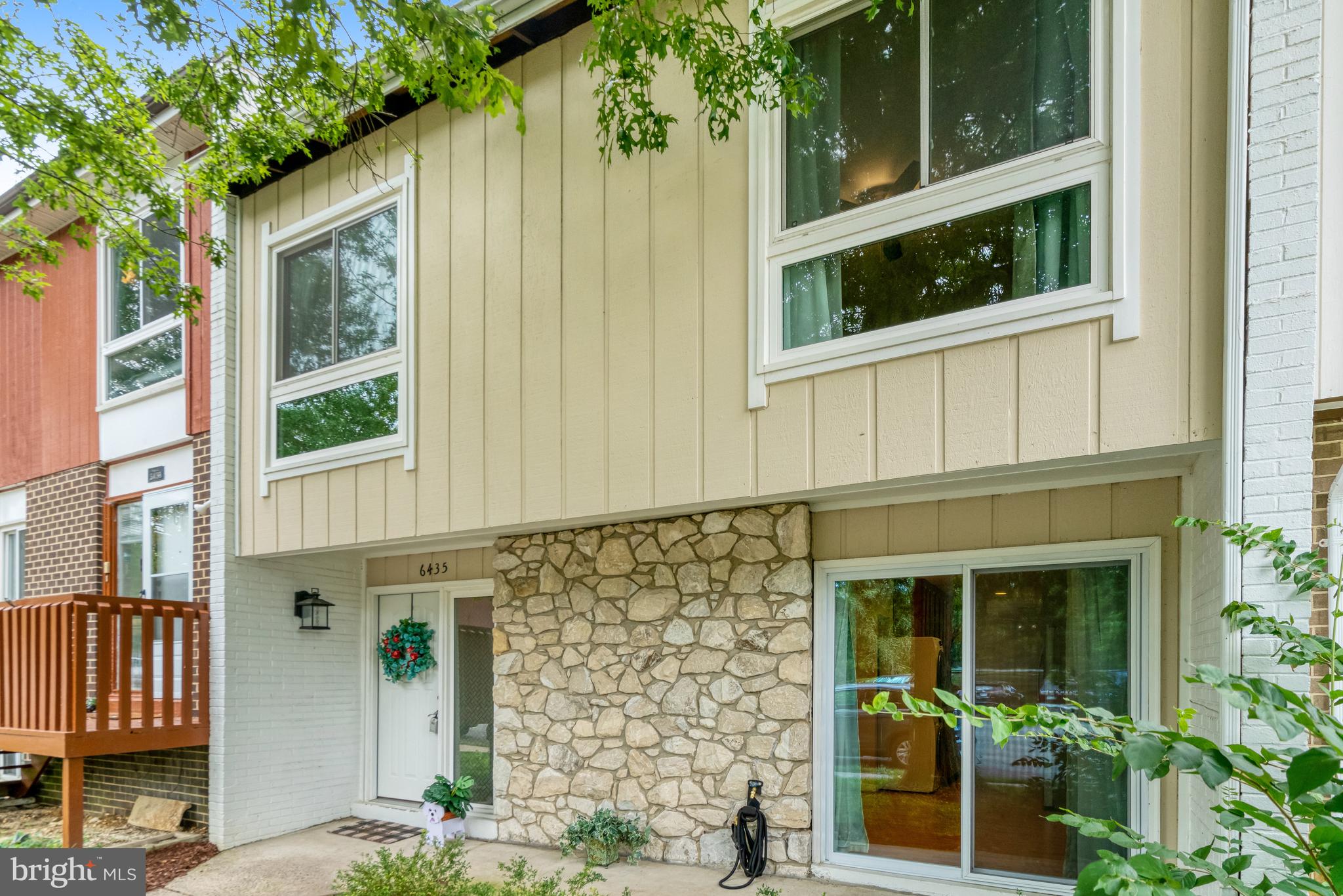 6435 Rockshire Street Alexandria, VA 22315 - Photo 4 of 52 Gallery Image 4