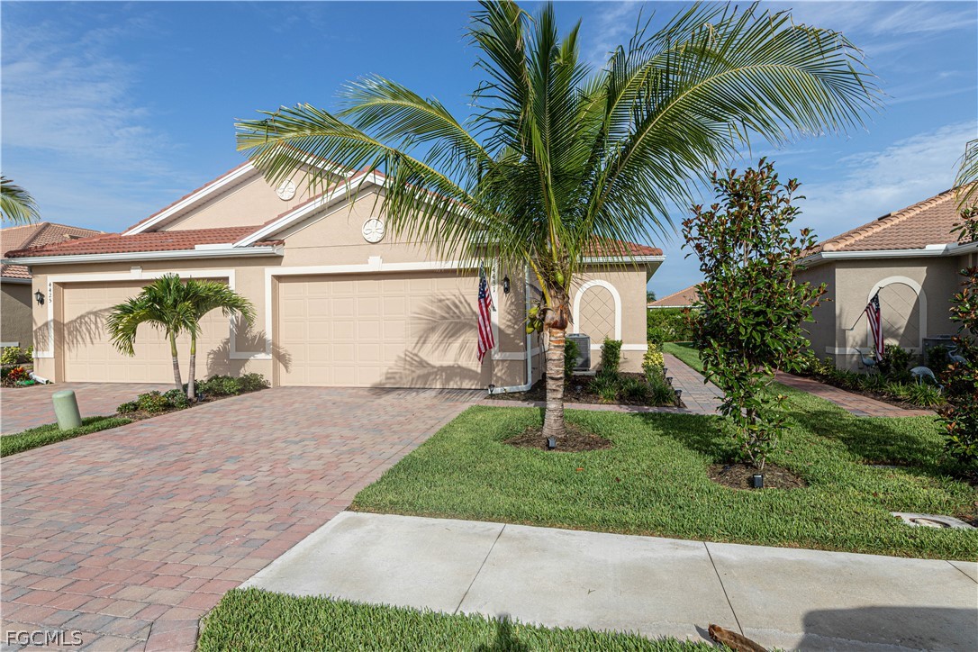 4431 Dutchess Park Road Fort Myers, FL 33916 - Photo 1 of 28