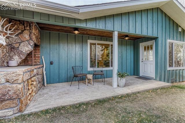 8330 Chipita Park Road Cascade, CO 80809 - Photo 30 of 38 Gallery Image 30
