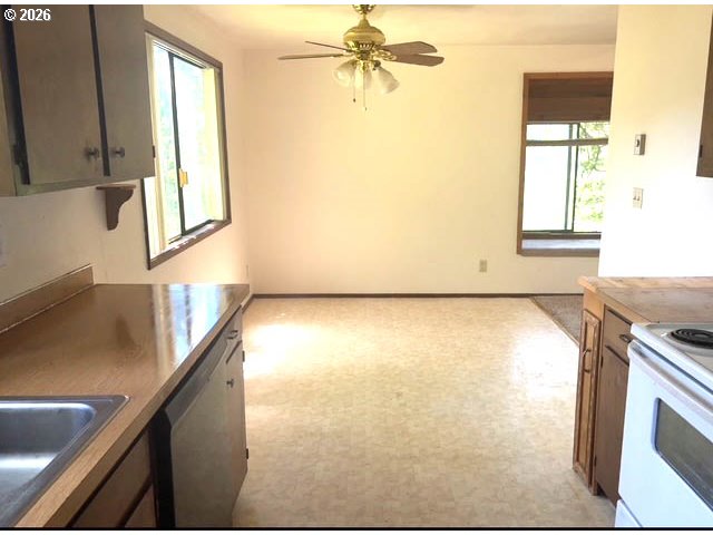 616 South 71st Street Springfield, OR 97478 - Photo 7 of 15