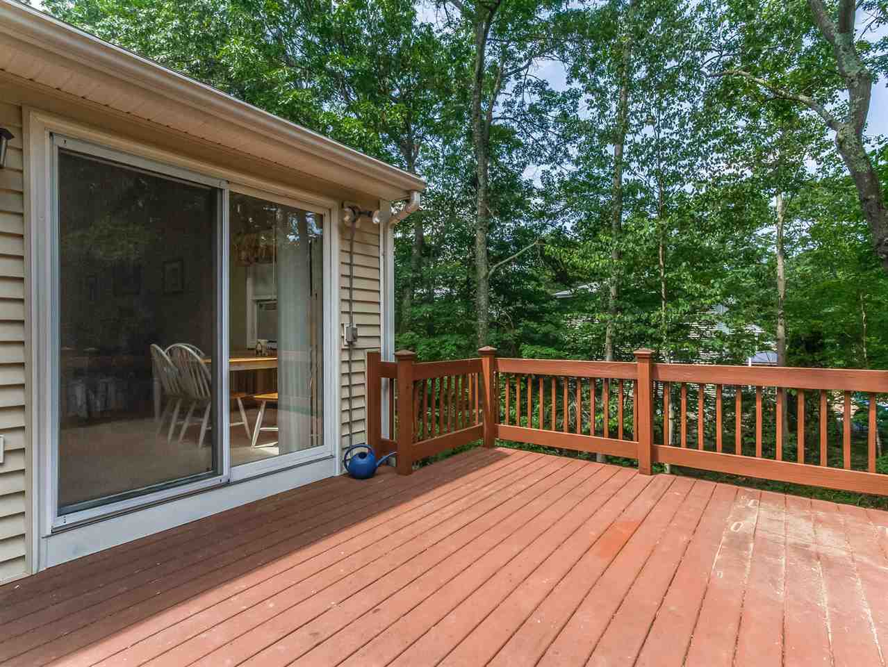 17 Garvin Road Derry, NH 03038 - Photo 34 of 40