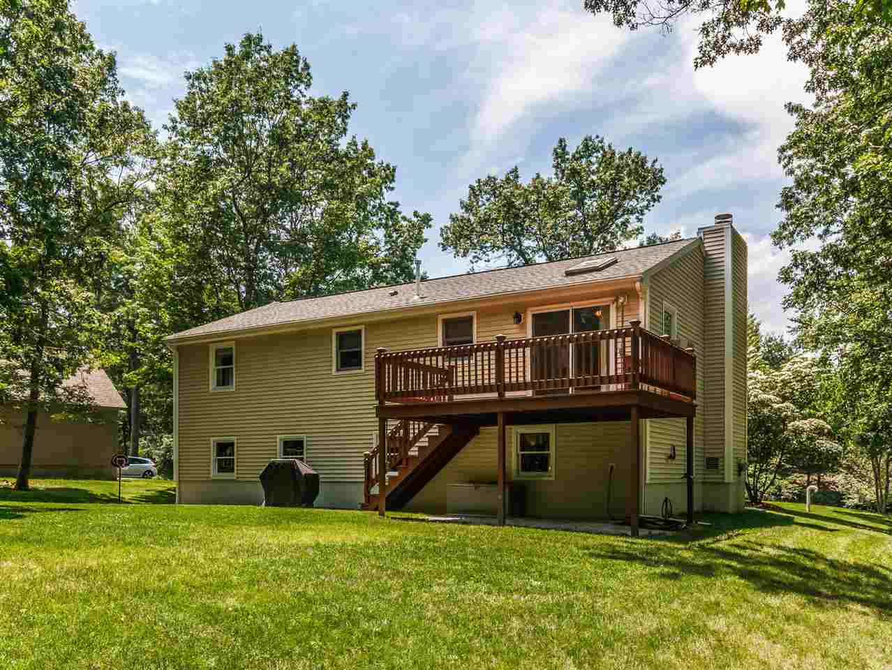 17 Garvin Road Derry, NH 03038 - Photo 38 of 40