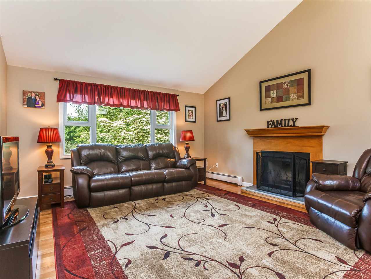 17 Garvin Road Derry, NH 03038 - Photo 8 of 40