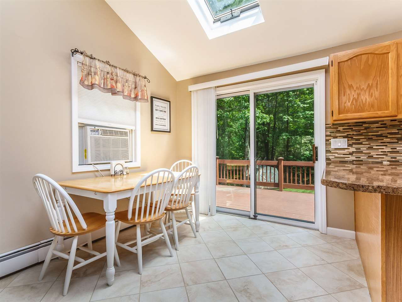 17 Garvin Road Derry, NH 03038 - Photo 10 of 40