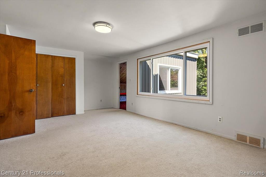 291 North Baldwin Road Clarkston, MI 48348 - Photo 60 of 68 Gallery Image 60