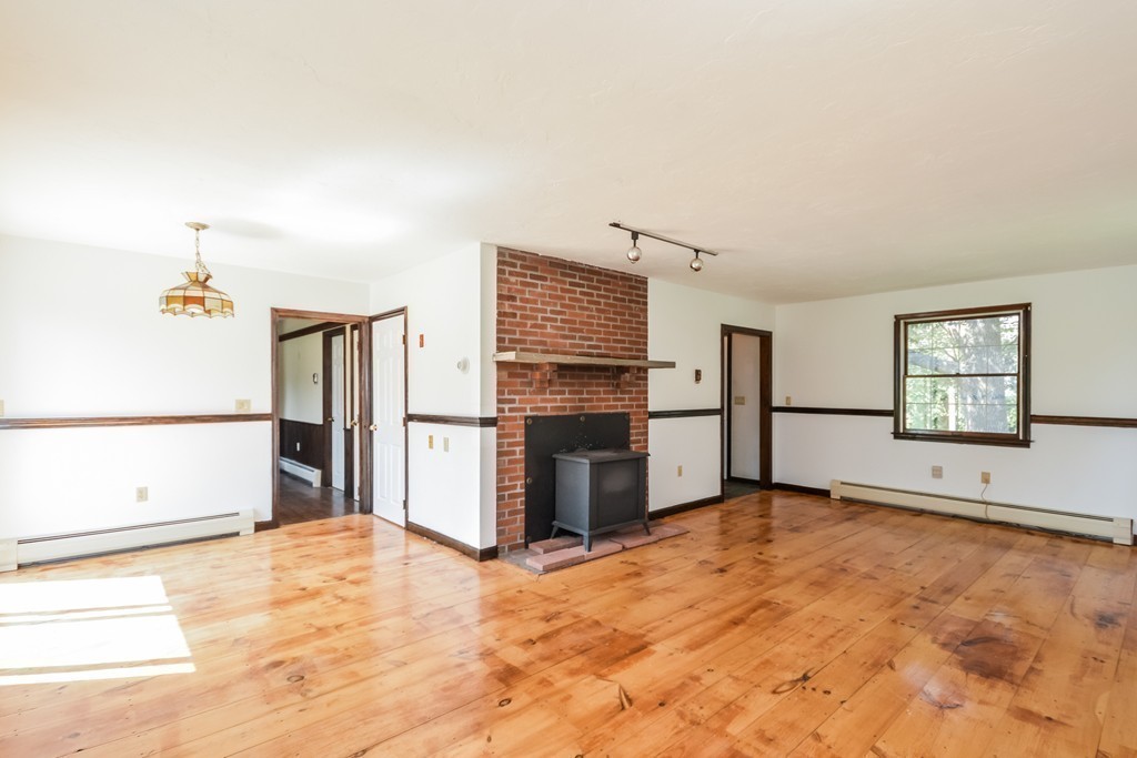 34 Town Neck Road Sandwich, MA 02563 - Photo 5 of 23 Gallery Image 5