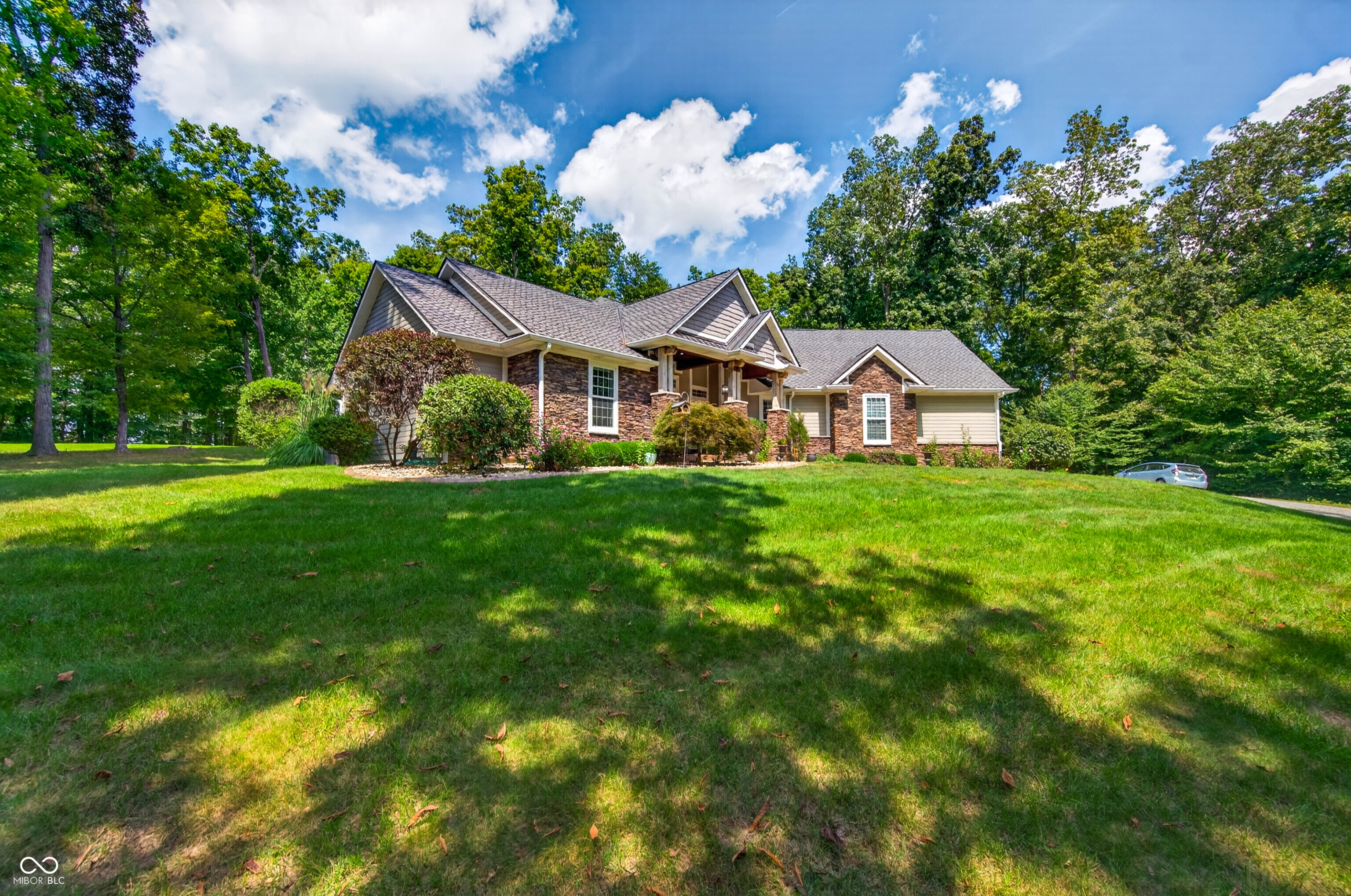 8700 West Georgetown Road Columbus, IN 47201 - Photo 5 of 175 Gallery Image 5