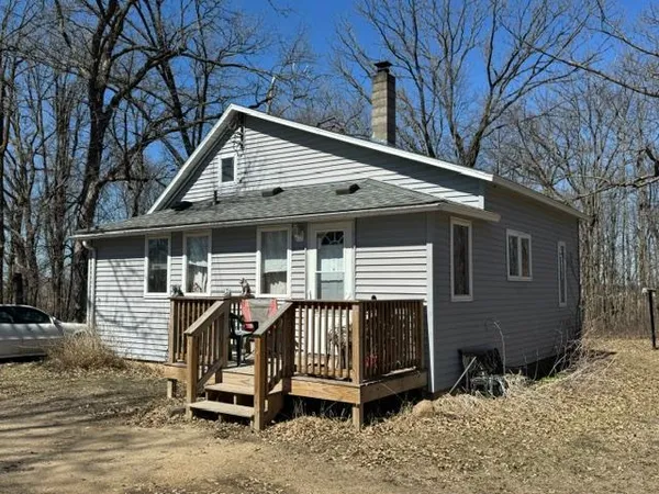 $229,900 | 1018 U. S. Highway 71, Hewitt, MN 56453