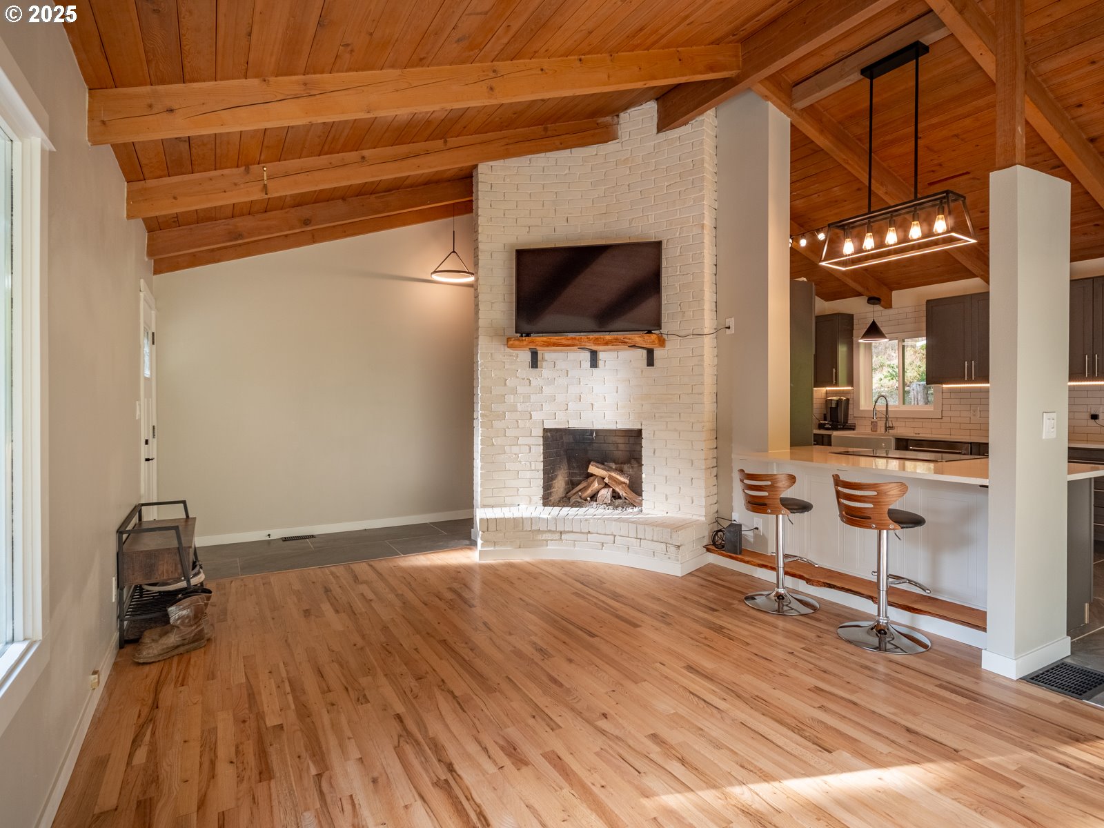 15981 South Neibur Road Oregon City, OR 97045 - Photo 11 of 39 Gallery Image 11