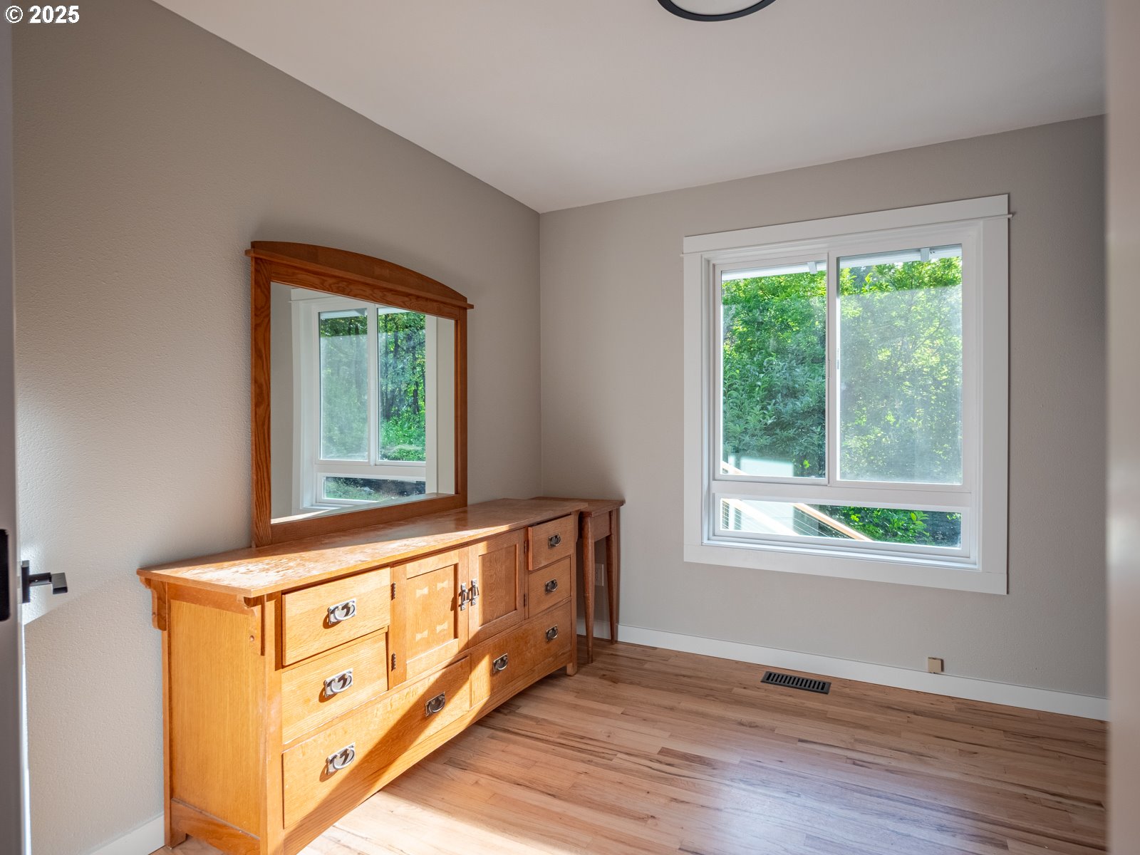 15981 South Neibur Road Oregon City, OR 97045 - Photo 16 of 39 Gallery Image 16