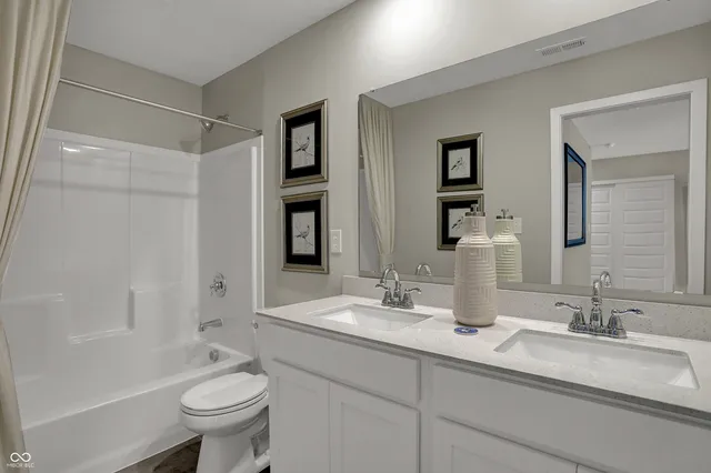 $364,995 | 819 Norfolk Lane, Greenwood, IN 46143