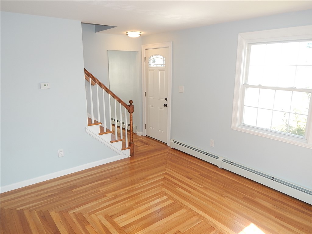 151 Edgemere Road Pawtucket, RI 02861 - Photo 13 of 45 Gallery Image 13