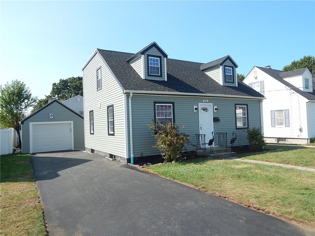 151 Edgemere Road Pawtucket, RI 02861 - Photo 2 of 45 Gallery Image 2