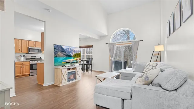 $270,000 | 4013 Oak Tree Lane, Plainfield, IL 60586