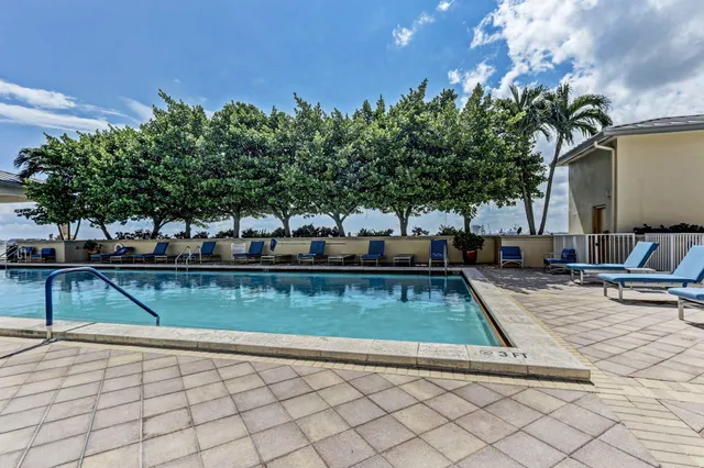 $775,000 | 2640 Lake Shore Drive, Unit 1710, Riviera Beach, FL 33404