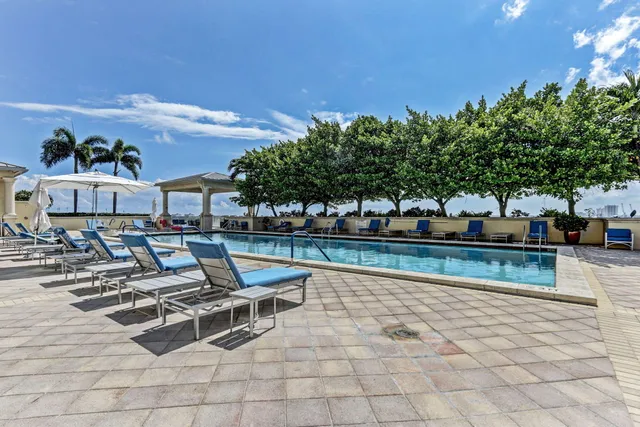 $775,000 | 2640 Lake Shore Drive, Unit 1710, Riviera Beach, FL 33404