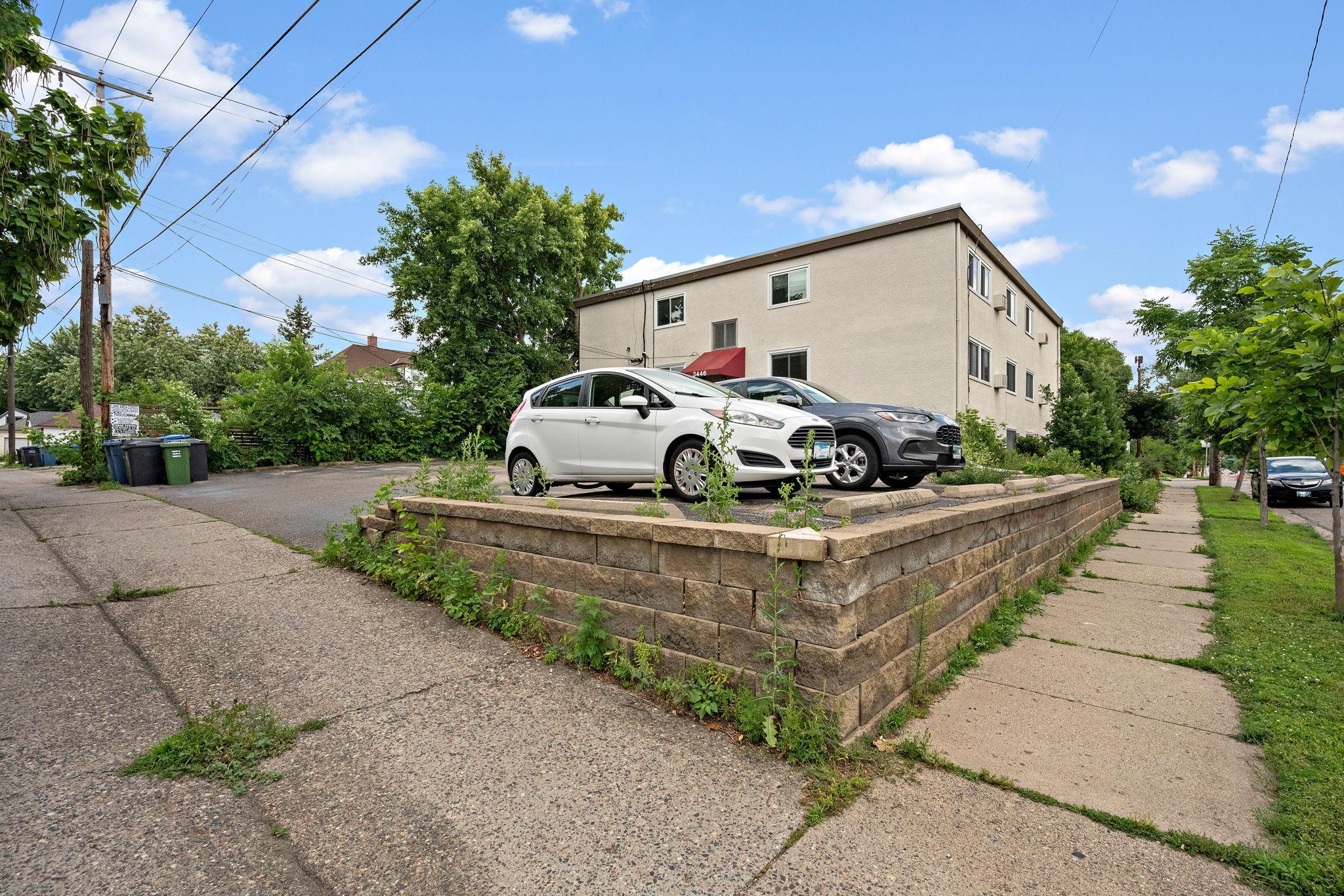 3446 Pleasant Avenue, Unit 2 Minneapolis, MN 55408 - Photo 18 of 19