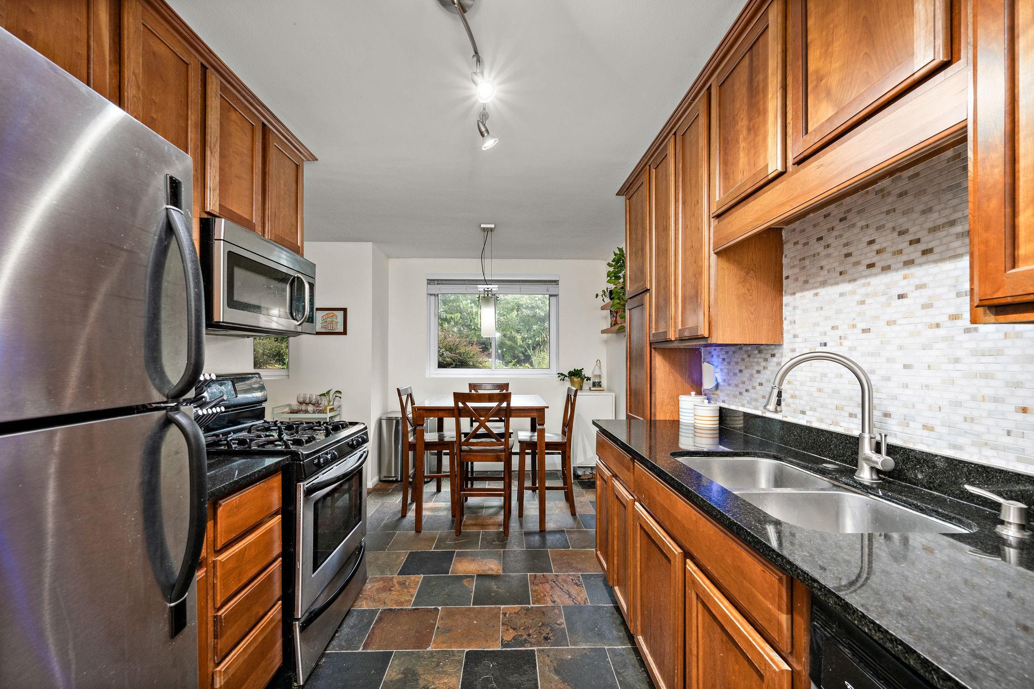 3446 Pleasant Avenue, Unit 2 Minneapolis, MN 55408 - Photo 5 of 19