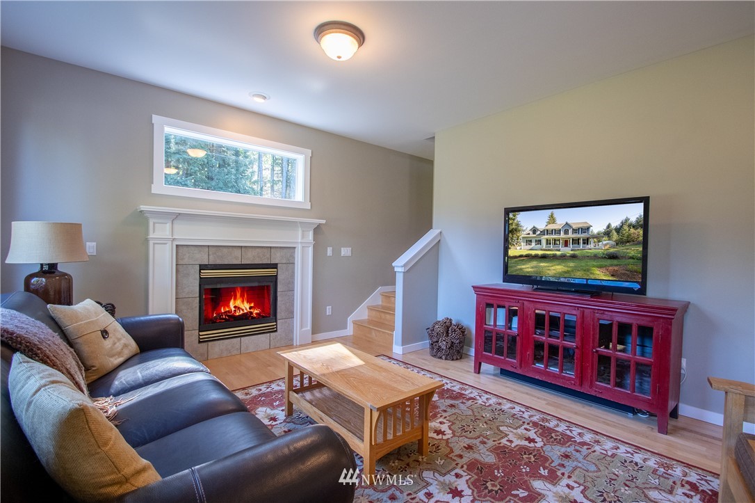8535 Southeast Willock Road Olalla, WA 98359 - Photo 11 of 33 Gallery Image 11