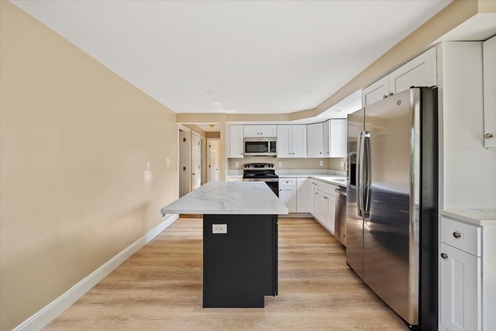 4 Devine Road Randolph, MA 02368 - Photo 9 of 24 Gallery Image 9