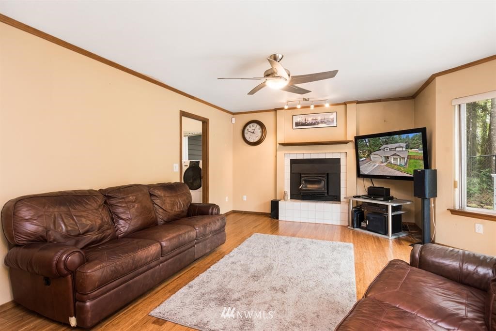 11588 Wicks Lake Road Southwest Port Orchard, WA 98367 - Photo 14 of 25 Gallery Image 14