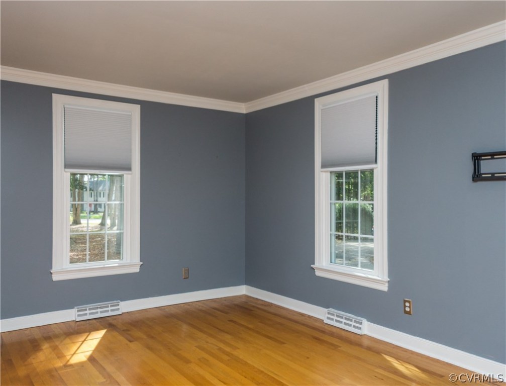 1971 Castlebridge Road Midlothian, VA 23113 - Photo 3 of 29 an empty room with windows