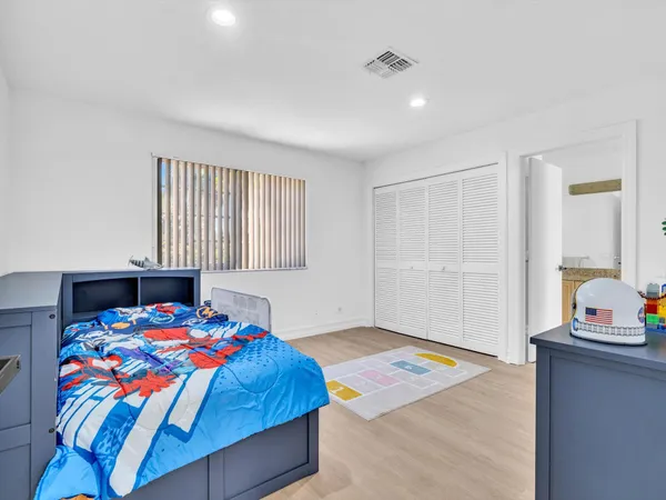 $7,800 | 3715 Starboard Avenue, Cooper City, FL 33026