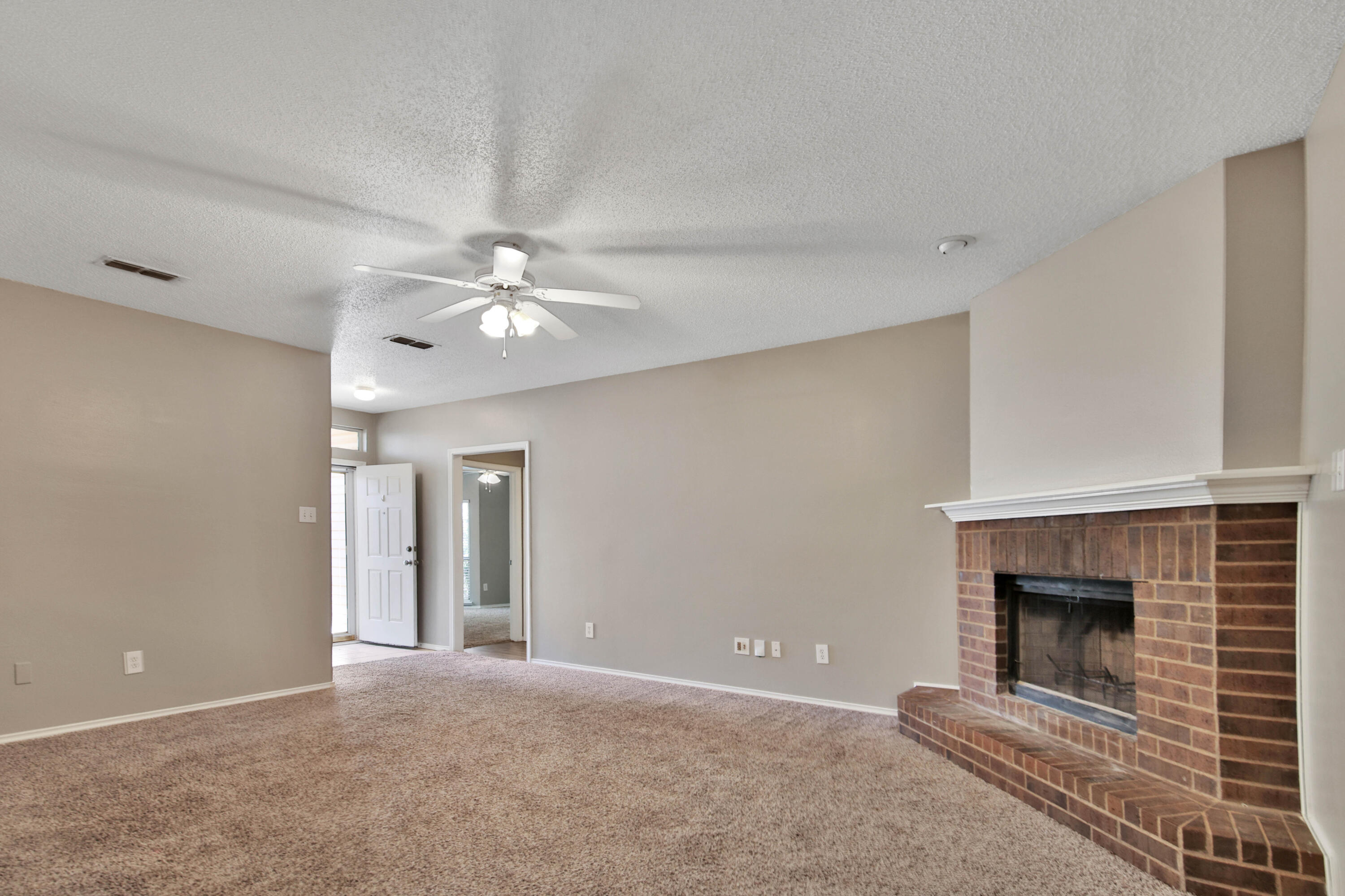 6508 86th Street Lubbock, TX 79424 - Photo 16 of 32 IMG_4383