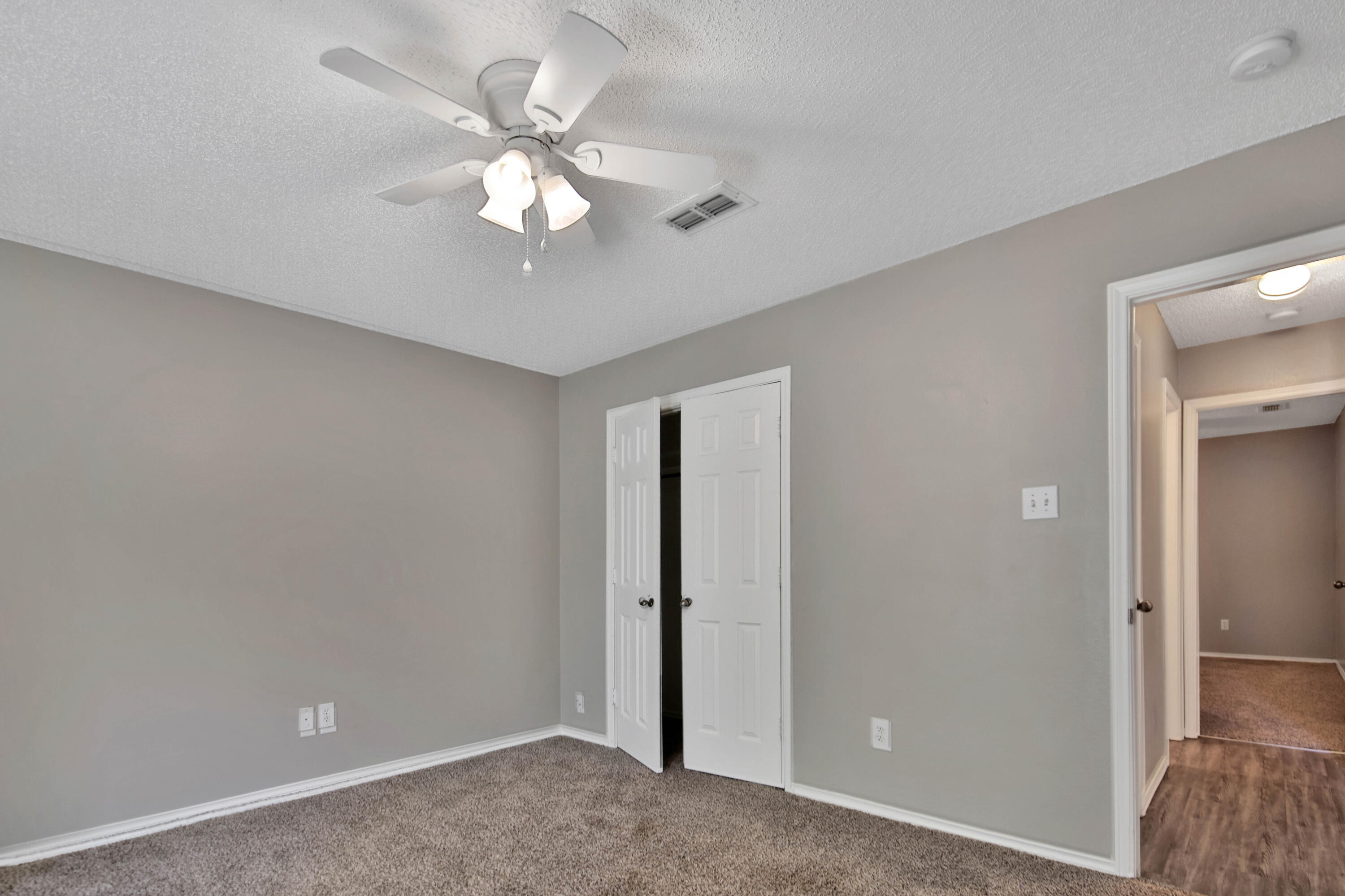 6508 86th Street Lubbock, TX 79424 - Photo 6 of 32 IMG_4373