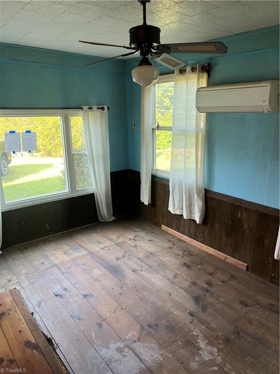 4470 Burton Road Thomasville, NC 27360 - Photo 25 of 36