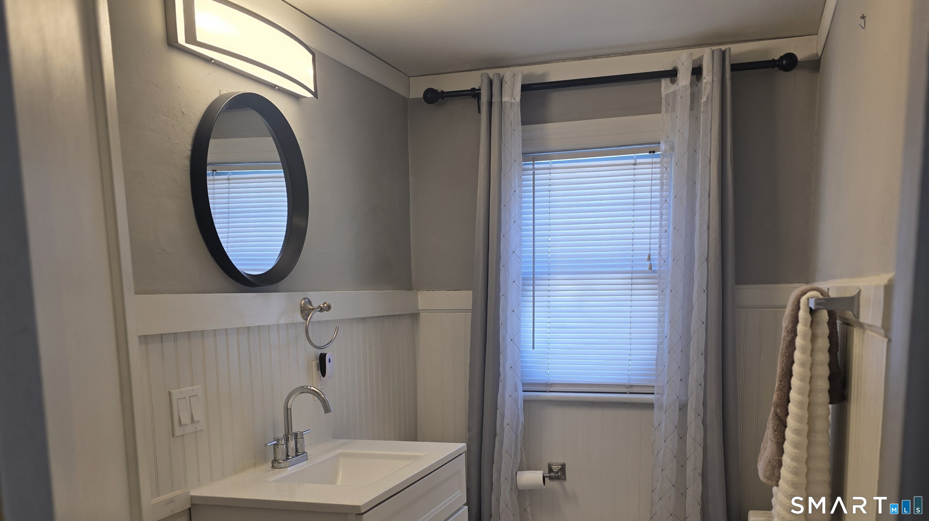 84 East Main Street Branford, CT 06405 - Photo 9 of 12