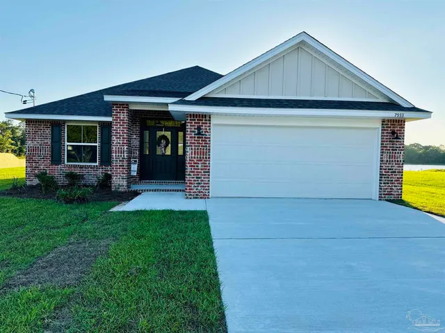 $341,998 | 7925 Twin Lake Drive, Milton, FL 32583