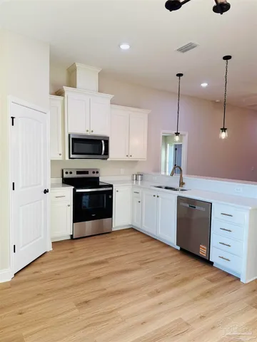 $341,998 | 7925 Twin Lake Drive, Milton, FL 32583