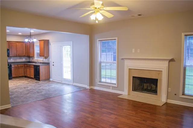 $2,295 | 444 Crestmont Lane, Canton, GA 30114