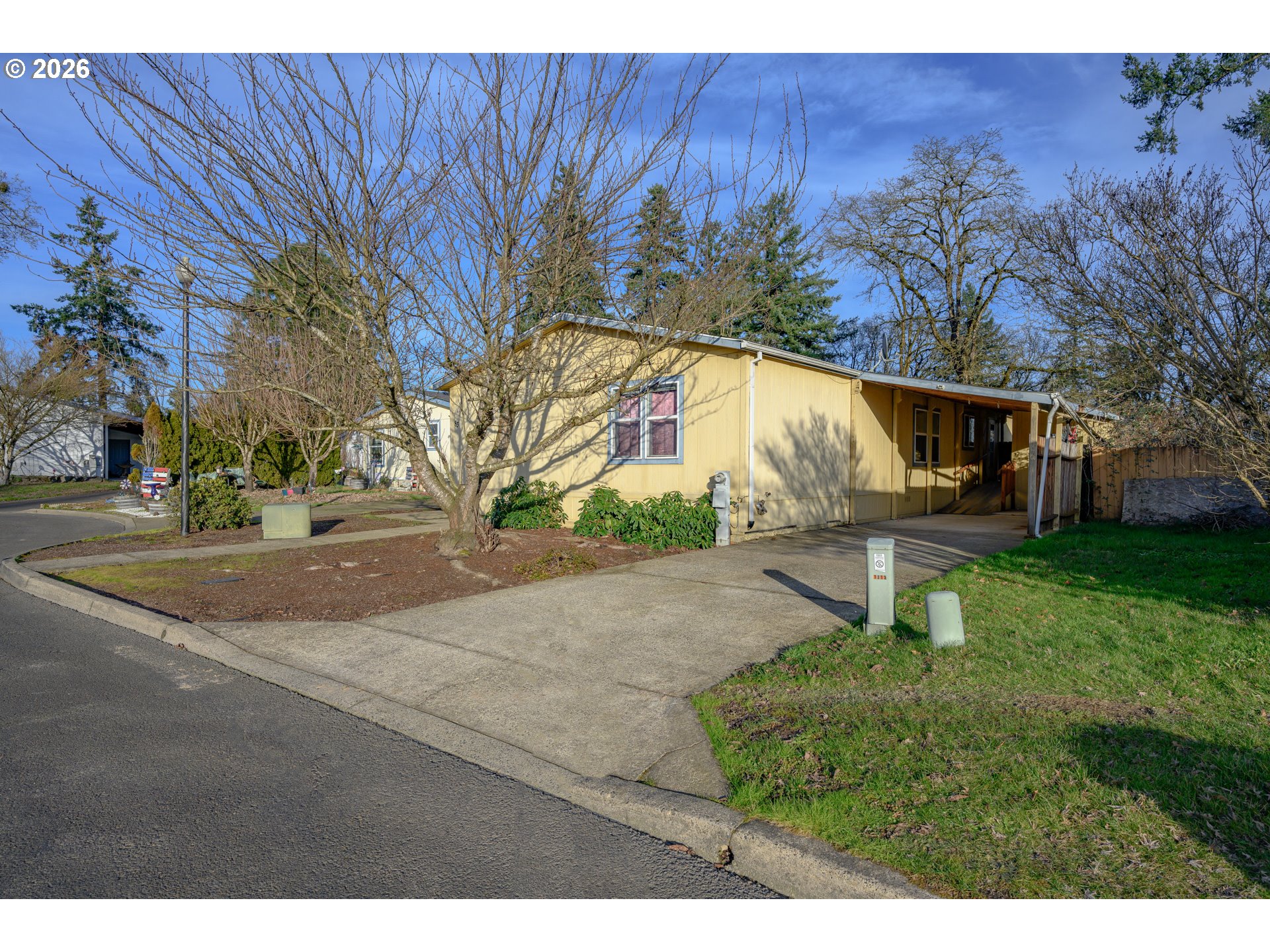 1282 3rd Street, Unit 83 Lafayette, OR 97127 - Photo 5 of 45 a backyard of a house with lots of green space
