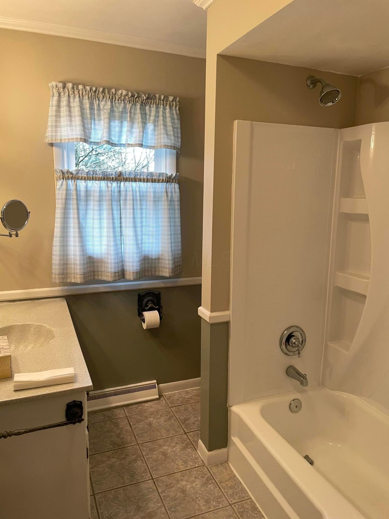2125 Coonpath Road Northwest Lancaster, OH 43130 - Photo 7 of 13