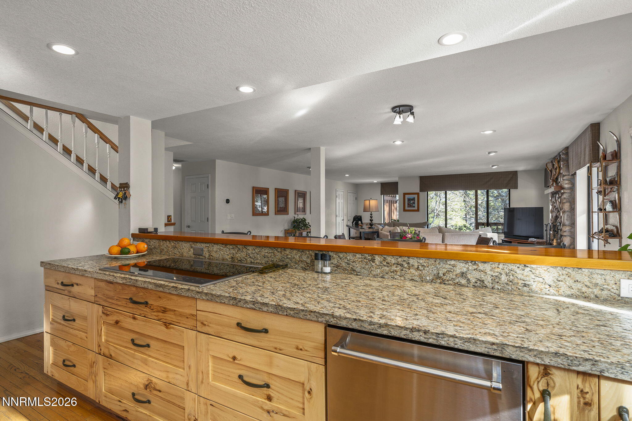 16911 Mt Rose Highway Reno, NV 89511 - Photo 13 of 33 14-web-or-mls-_DSC1620