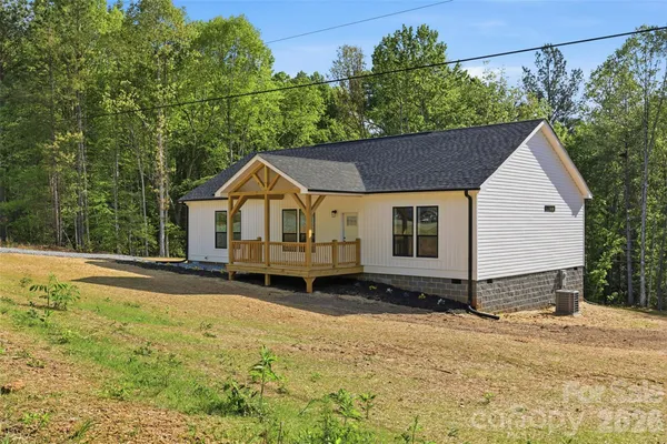 $360,000 | 245 White Point Lane, Taylorsville, NC 28681