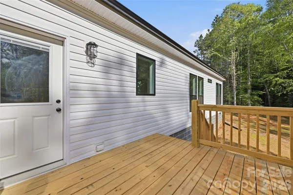 $360,000 | 245 White Point Lane, Taylorsville, NC 28681