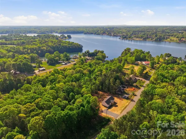 $360,000 | 245 White Point Lane, Taylorsville, NC 28681