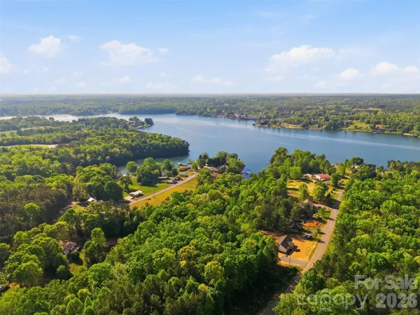 $360,000 | 245 White Point Lane, Taylorsville, NC 28681