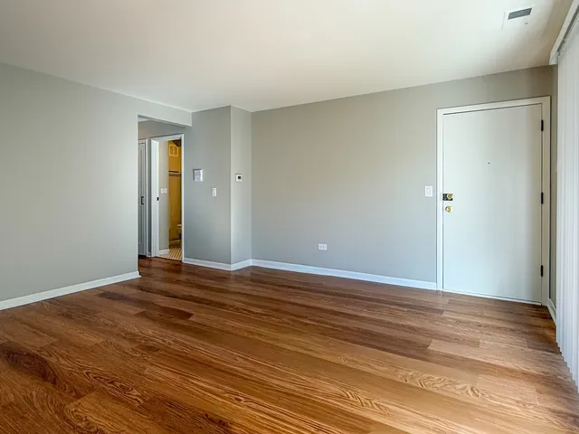 $227,000 | 9724 Bianco Terrace, Unit A, Des Plaines, IL 60016