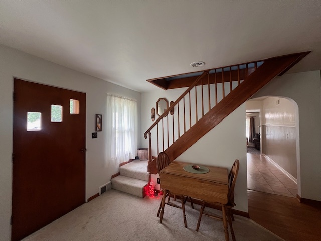 405 South Clinton Street Clinton, IL 61727 - Photo 5 of 38 Gallery Image 5