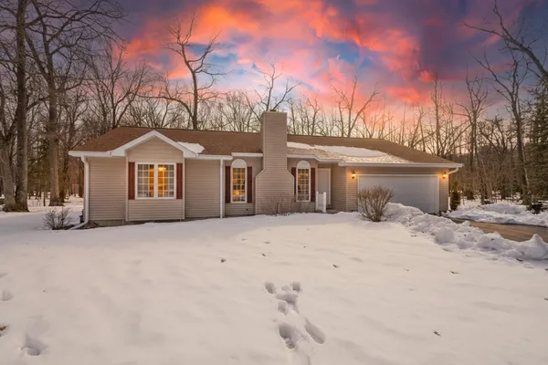 $329,900 | N3236 Kozuzek Road, Peshtigo, WI 54157