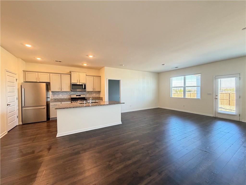 350 Graham Campbell Lane Statham, GA 30666 - Photo 4 of 18