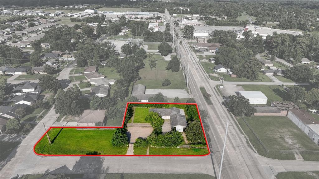 8501 Tidwell Road Houston, TX 77078 - Photo 4 of 19 This photo includes the lot also for sale on Rinn Rd. to showcase the potential of the property