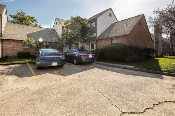 $145,000 | 1500 West Esplanade Drive, Unit 26E, Kenner, LA 70062