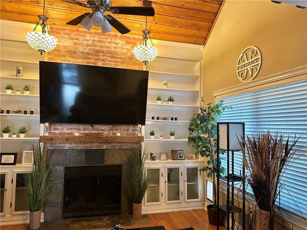 $145,000 | 1500 West Esplanade Drive, Unit 26E, Kenner, LA 70062