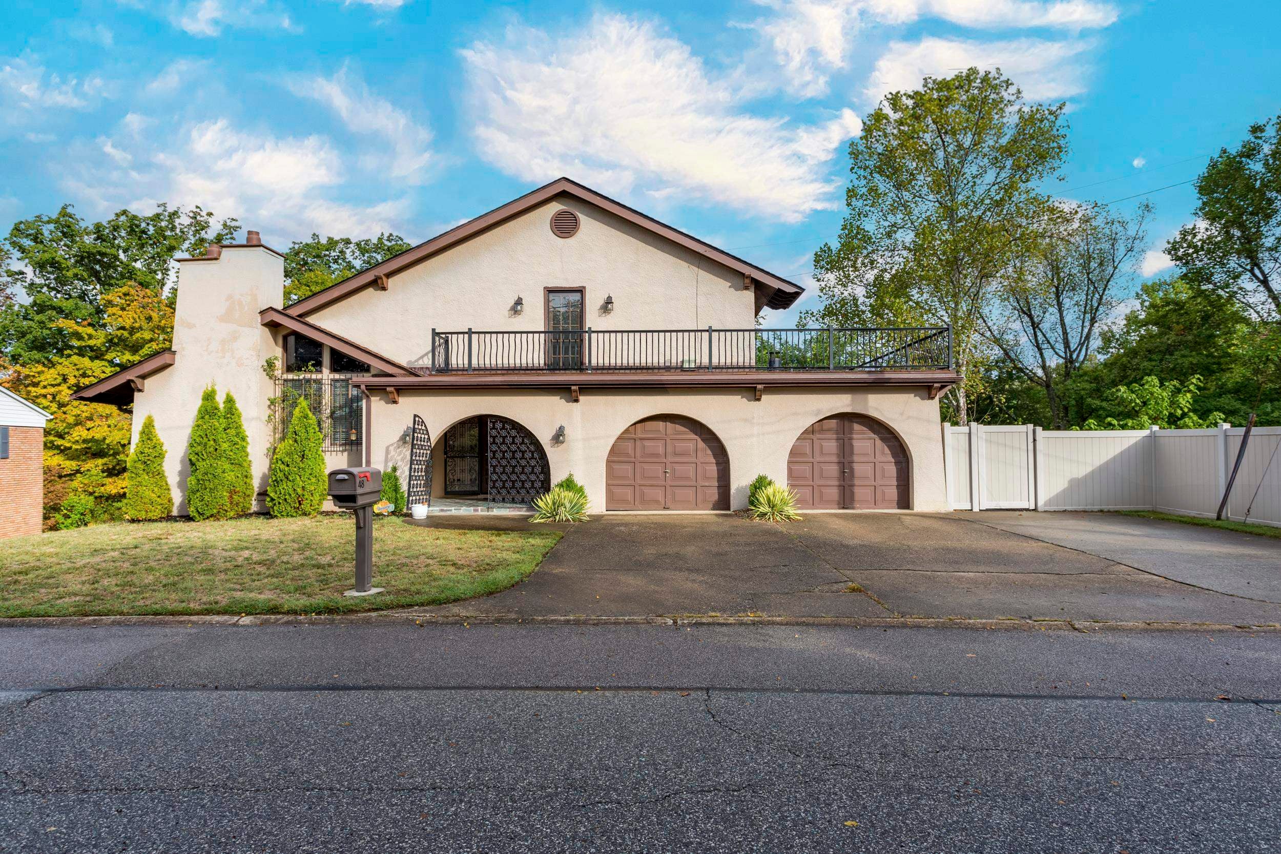 48 Hamill Road Huntington, WV 25701 - Photo 1 of 31 Gallery Image 1