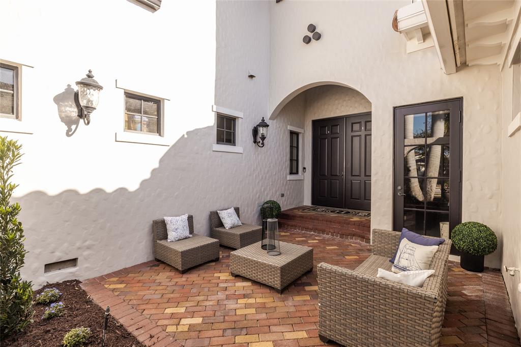 6915 Long Leaf Drive Parkland, FL 33076 - Photo 16 of 80 a living room with furniture and a potted plant